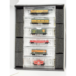 Z From the Vault - Great Northern Set with Locomotive