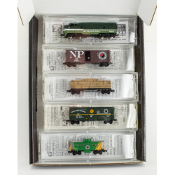 Z From the Vault - Northern Pacific Set with Locomotive