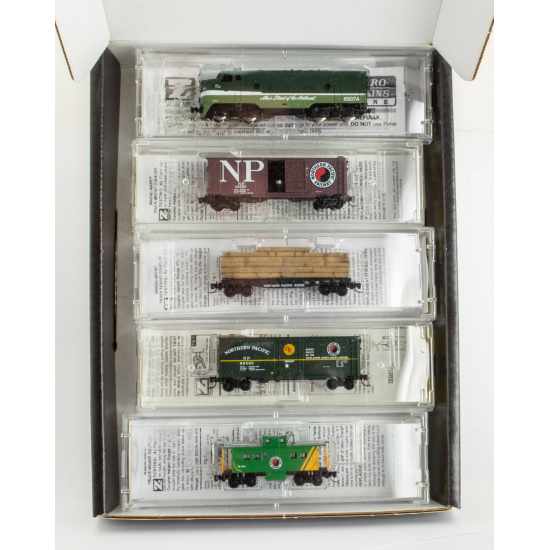 Z From the Vault - Northern Pacific Set with Locomotive
